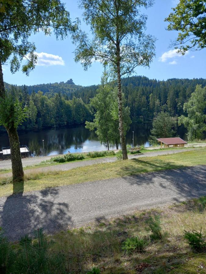 Freizeit- Und Campinganlage Gaisweiher Flossenburg ภายนอก รูปภาพ